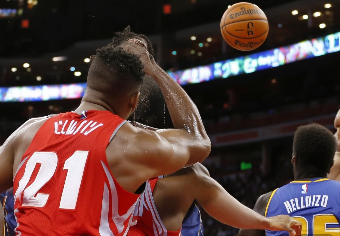 2019火箭对灰熊巅峰对决：战术解析与激情对决回顾(图3)