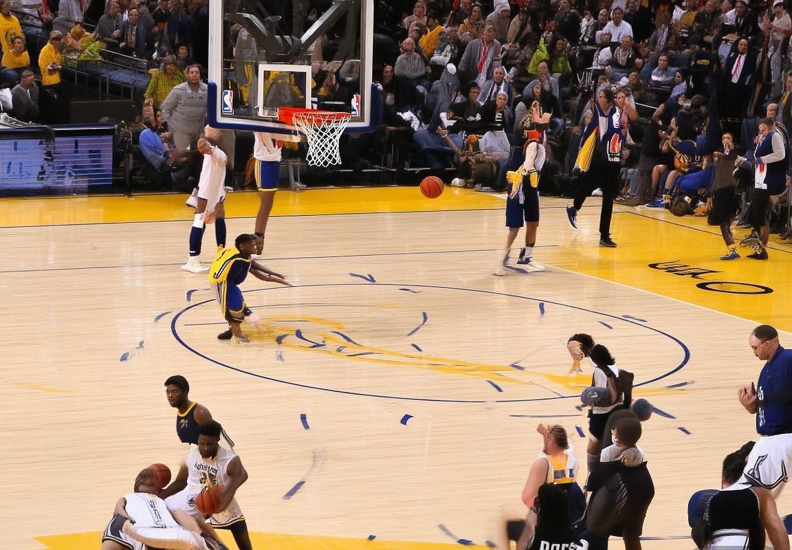 2015年NBA季后赛老鹰骑士巅峰对决回顾(图4)